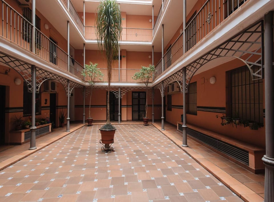 Facade/entrance, Lobby or reception