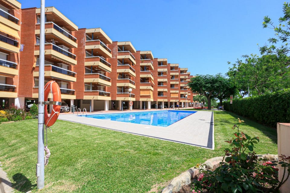 LITORAL COSTA DORADA - MAS D'EN GRAN Only families Apartment in Cambrils