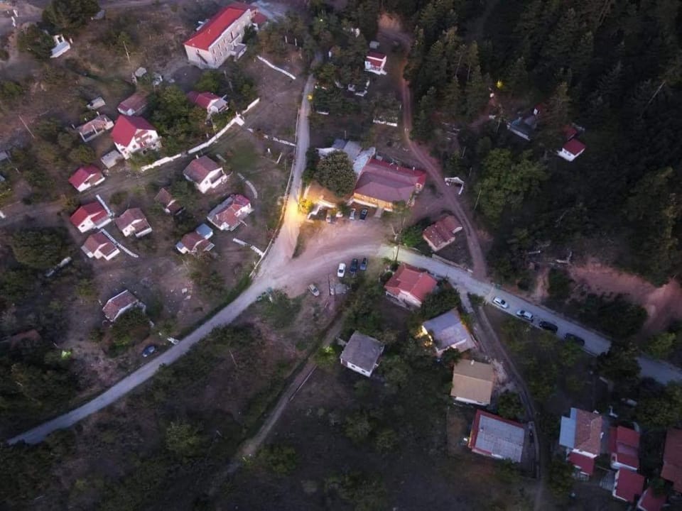 Property building, Bird's eye view, Street view