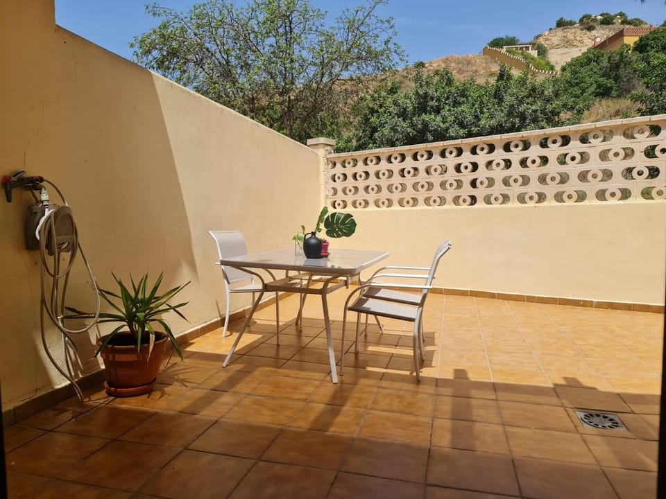 Patio, Balcony/Terrace