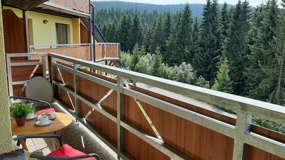 Natural landscape, Balcony/Terrace, Mountain view