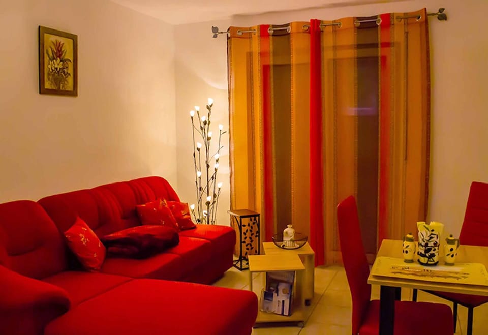 Living room, Bedroom
