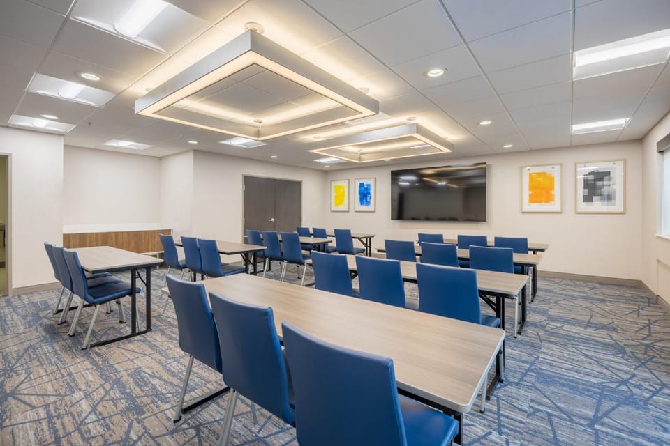 Meeting/conference room