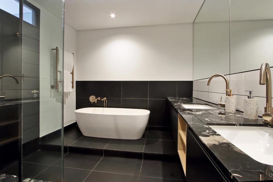 Bathroom, Bath