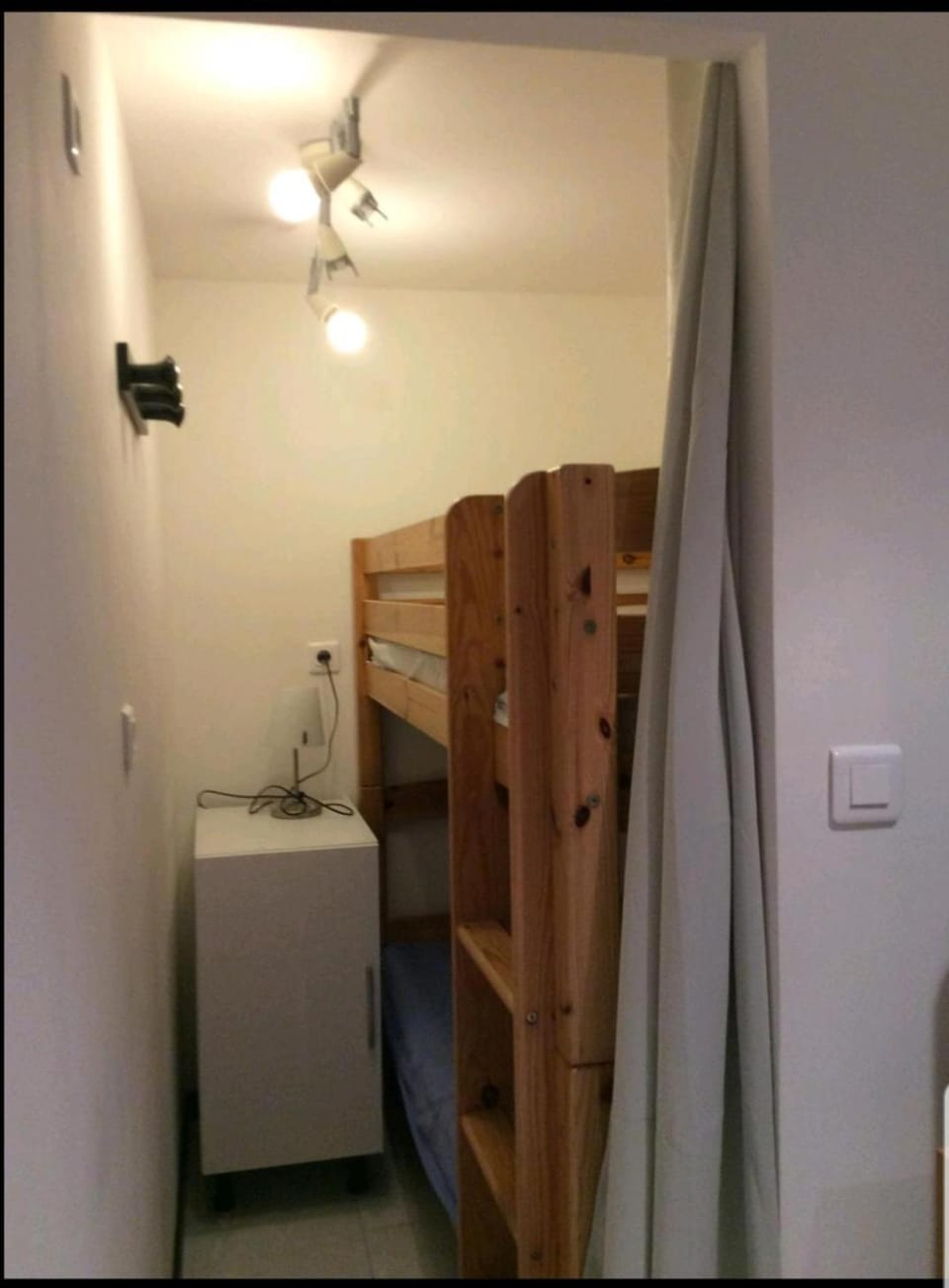 bunk bed