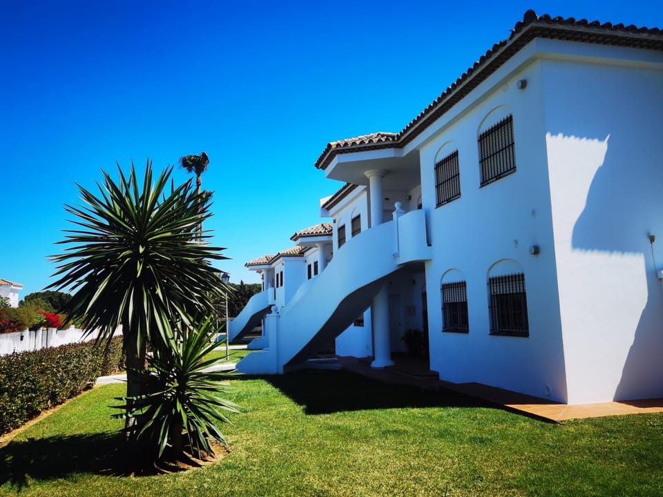 LA BARROSA-NOVO SANCTI PETRI, wifi, aire acondicionado, parking Apartment in Chiclana de la Frontera