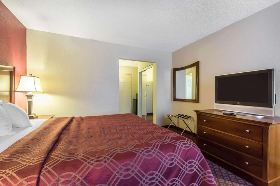 Photo of the whole room, On site