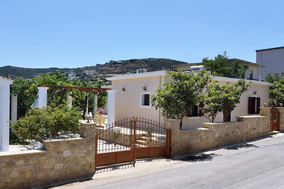 Anna 's House - Garden Cottage in Kissamos House in Kissamos