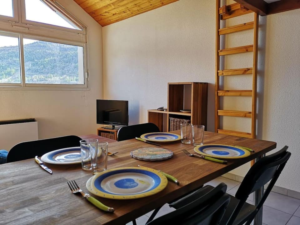 Agréable T3 mezzanine jusqu'à 5 personnes Apartment in Briançon