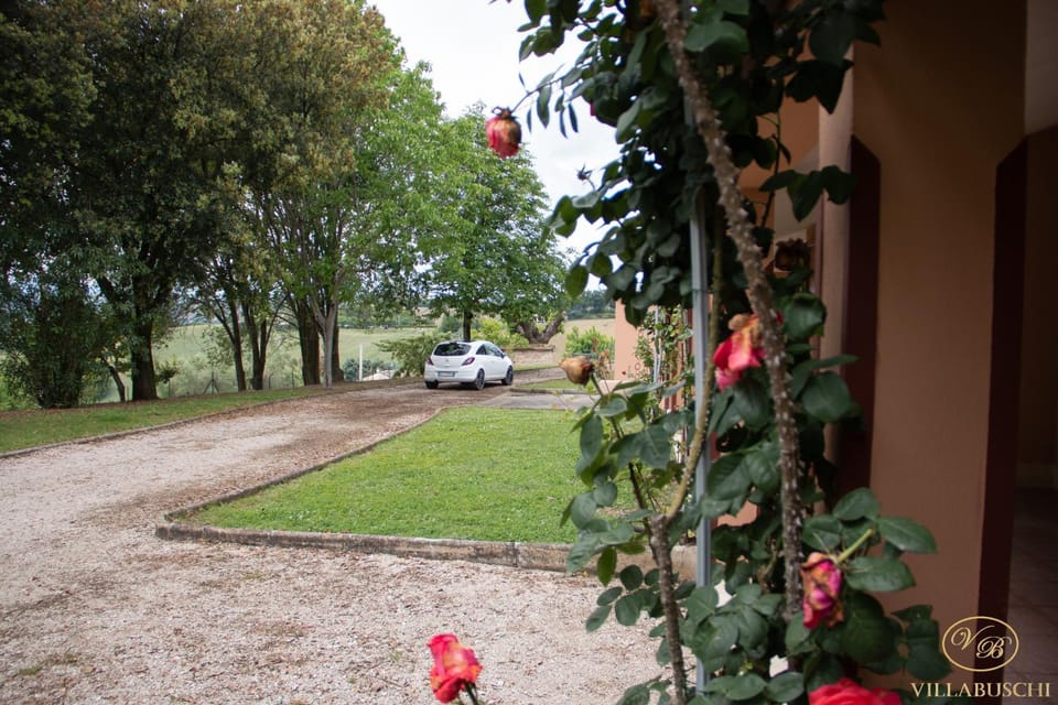 Villa Buschi House in Marche