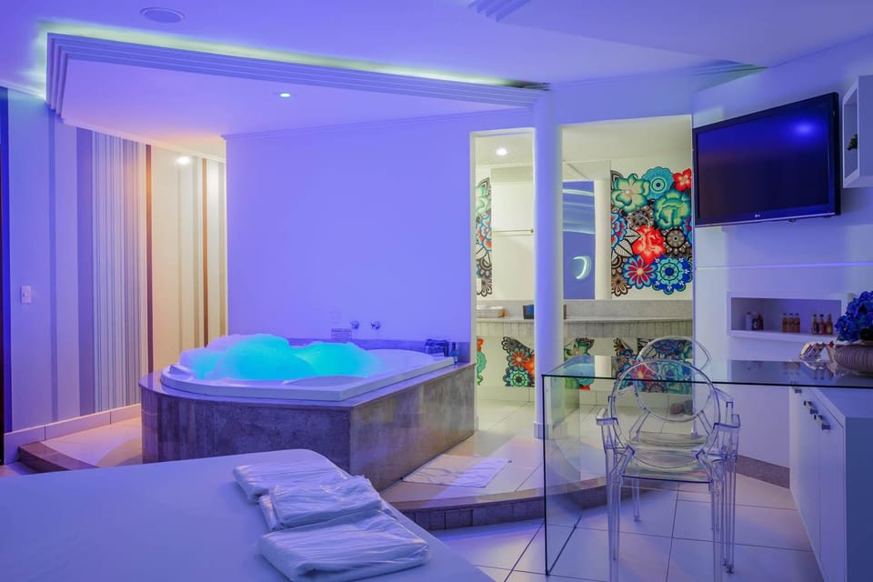 Massage, Bathroom