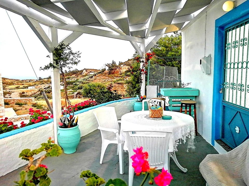 Rou Garden House House in Decentralized Administration of the Aegean