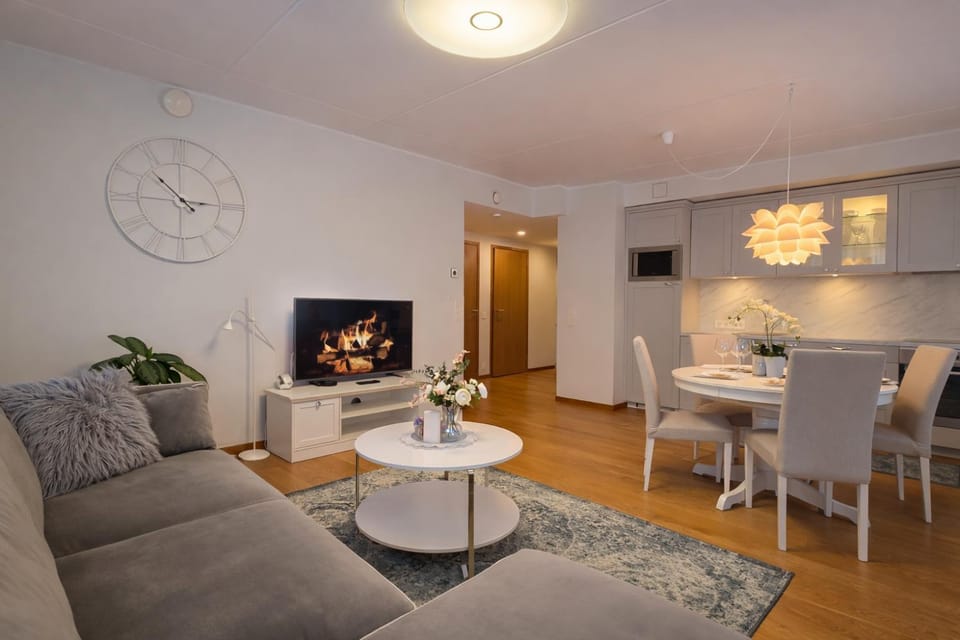 City Center Bright Home Apartment in Tallinn