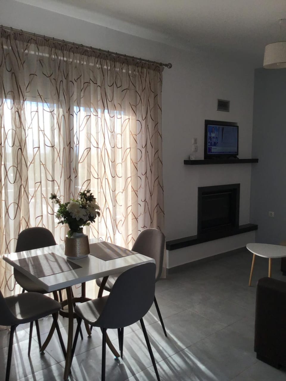 Living room, Dining area