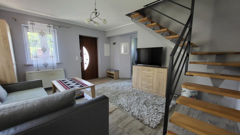 Communal lounge/ TV room, Communal lounge/ TV room, TV and multimedia, Living room, Seating area