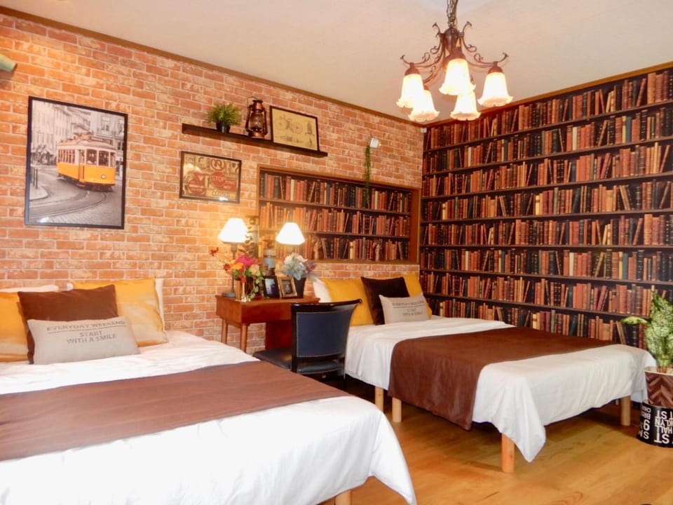 Bed, Photo of the whole room, Bedroom