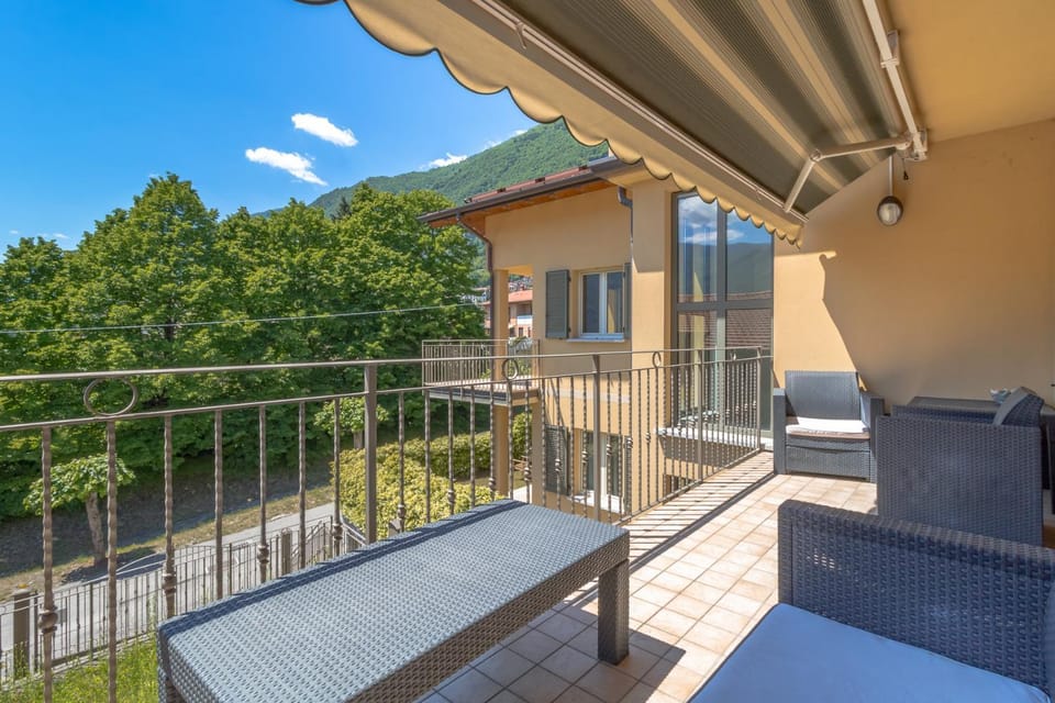 Property building, Patio, Day, Natural landscape, Balcony/Terrace, Seating area