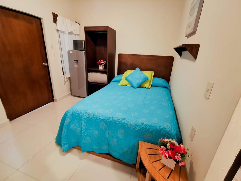 Bed, Photo of the whole room, wardrobe