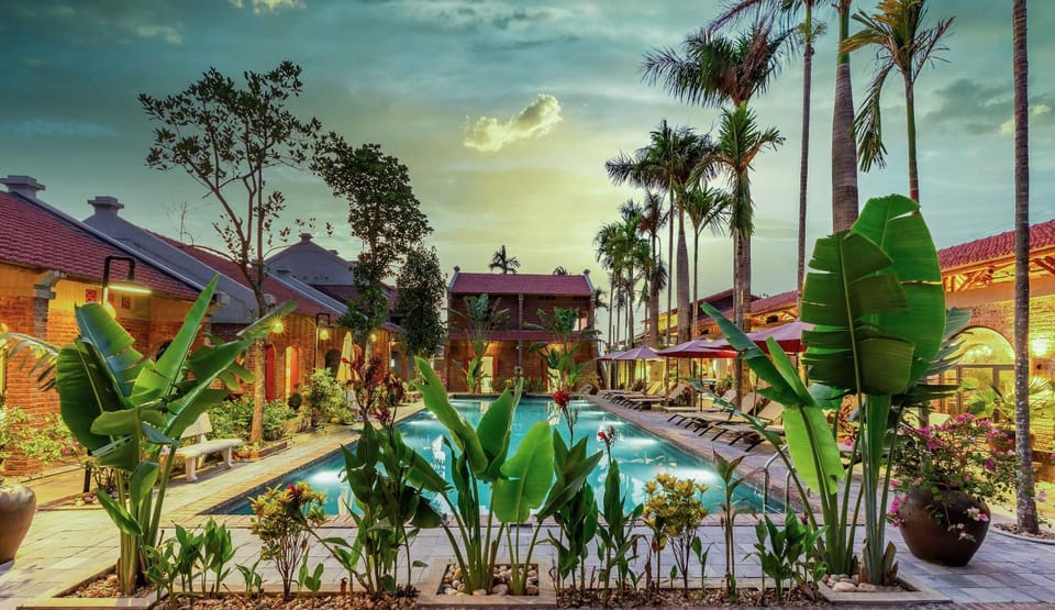 Pool view, Swimming pool