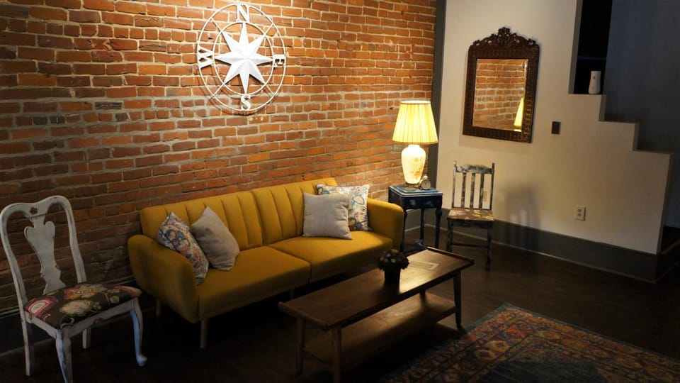 Communal lounge/ TV room, Seating area