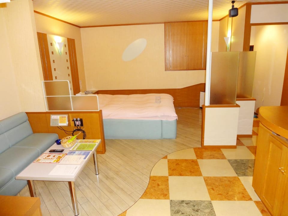 アネックスたまゆ 大人専用 Love hotel in Japan