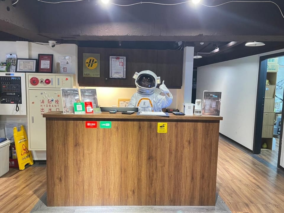 Staff, Lobby or reception
