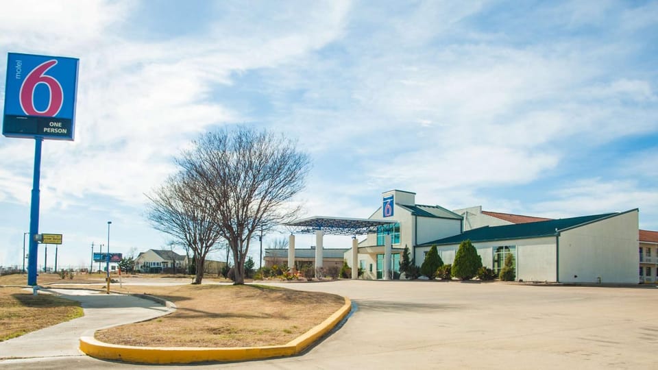 Property building, On site