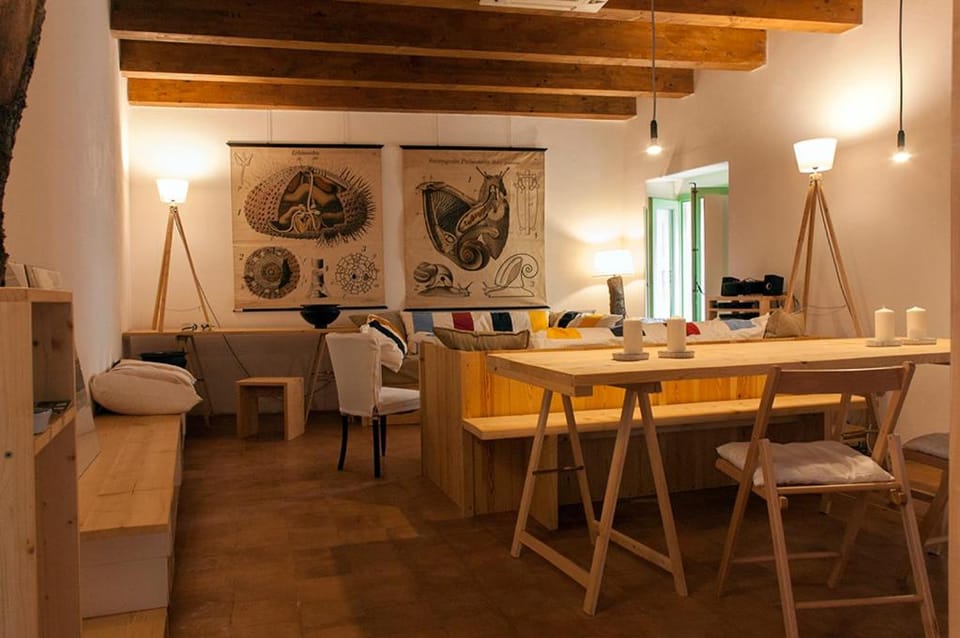 BORGO PETELIA, Casa Castiglione, Antica casa su due piani con scala esterna House in Calabria