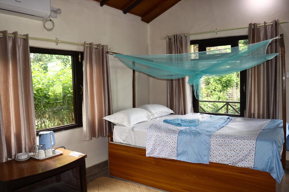 Bed, Bedroom, air conditioner