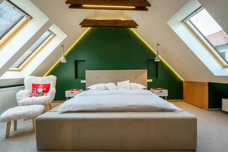 Bed, Bedroom