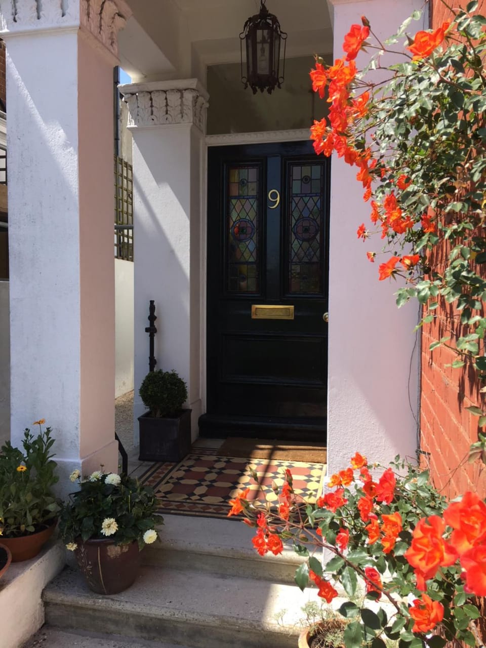 Facade/entrance, Spring