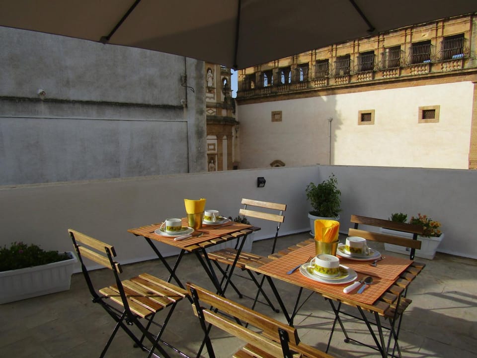Summer, Balcony/Terrace, Food and drinks, Decorative detail, Continental breakfast