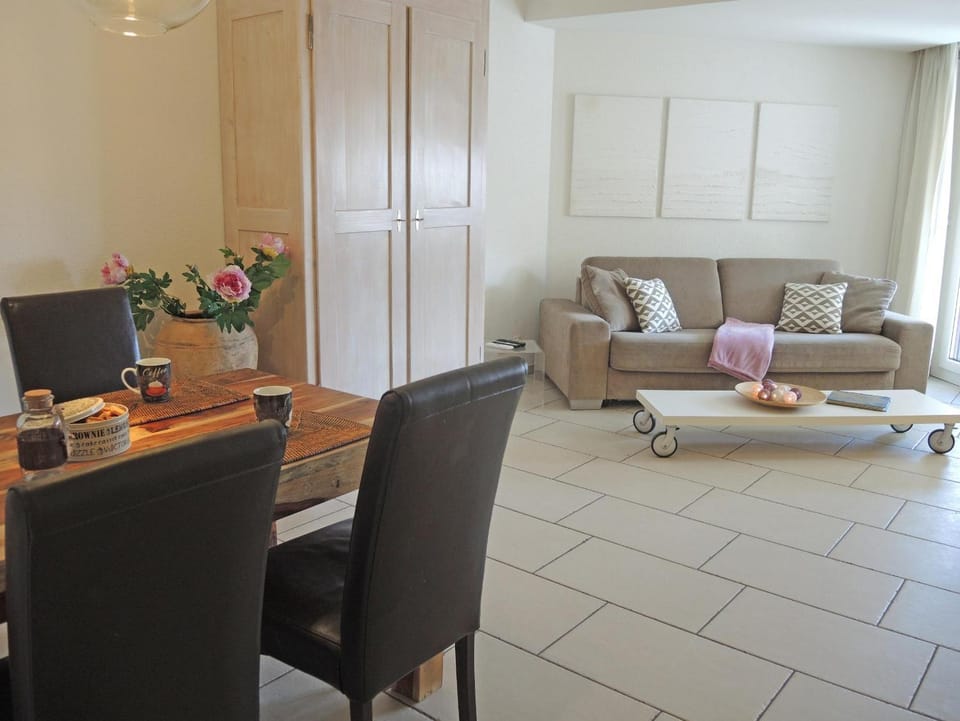 Fiore Rosa by Fewotessin Apartment in Ascona