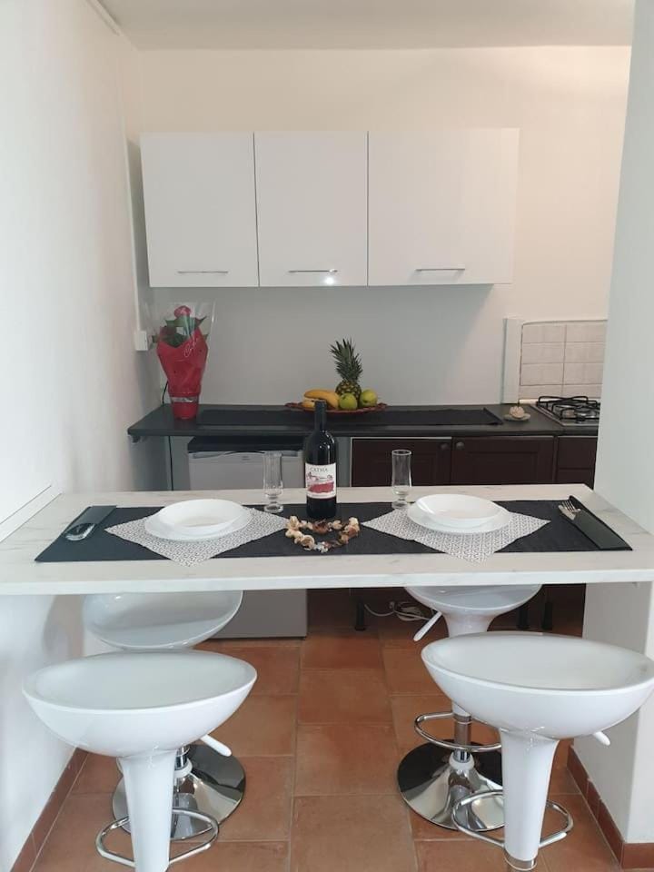 HOLIDAY APARTAMENTS House in Desenzano del Garda