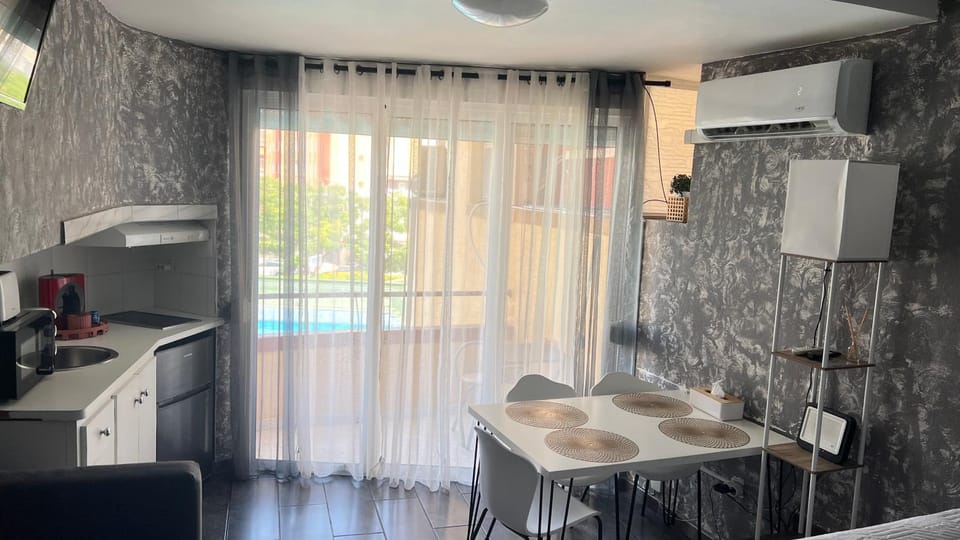 Estudio Loft Apartment in La Pineda