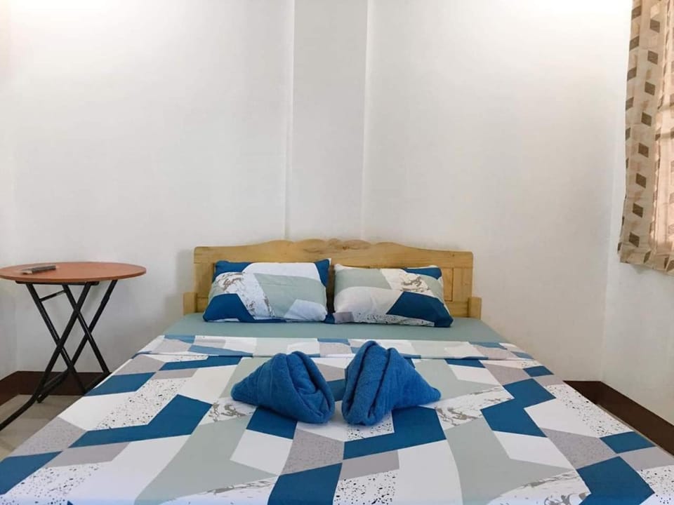ZaPriscila Tourist Inn Bed and Breakfast in Central Visayas