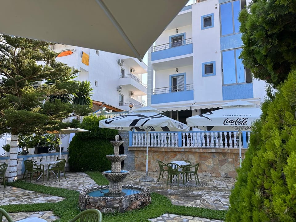 Esmeralda Hotel & Restaurant Hotel in Ksamil