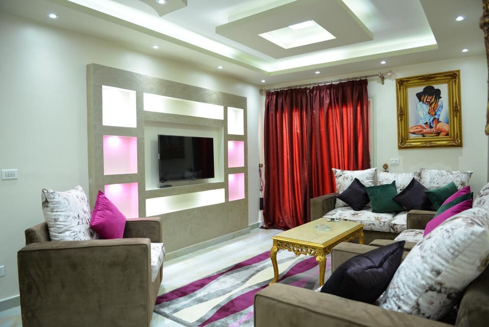 Living room, Seating area