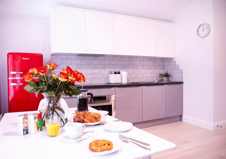 Quiet Central West End Apartments by Indigo Flats Apartment in City of Westminster
