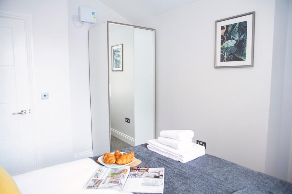 Quiet Central West End Apartments by Indigo Flats Apartment in City of Westminster