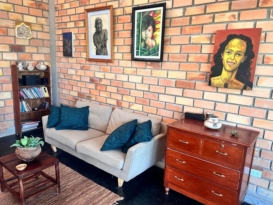 Library, Living room