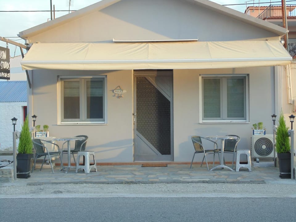 Elisian Studios Apartment in Kavala, Greece