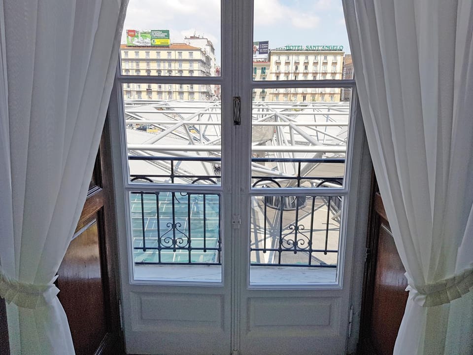 Balcony/Terrace, Bedroom, City view