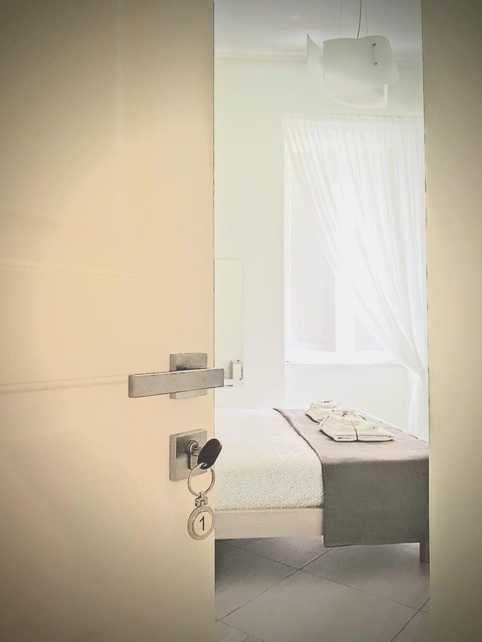 Bed, Bedroom, towels