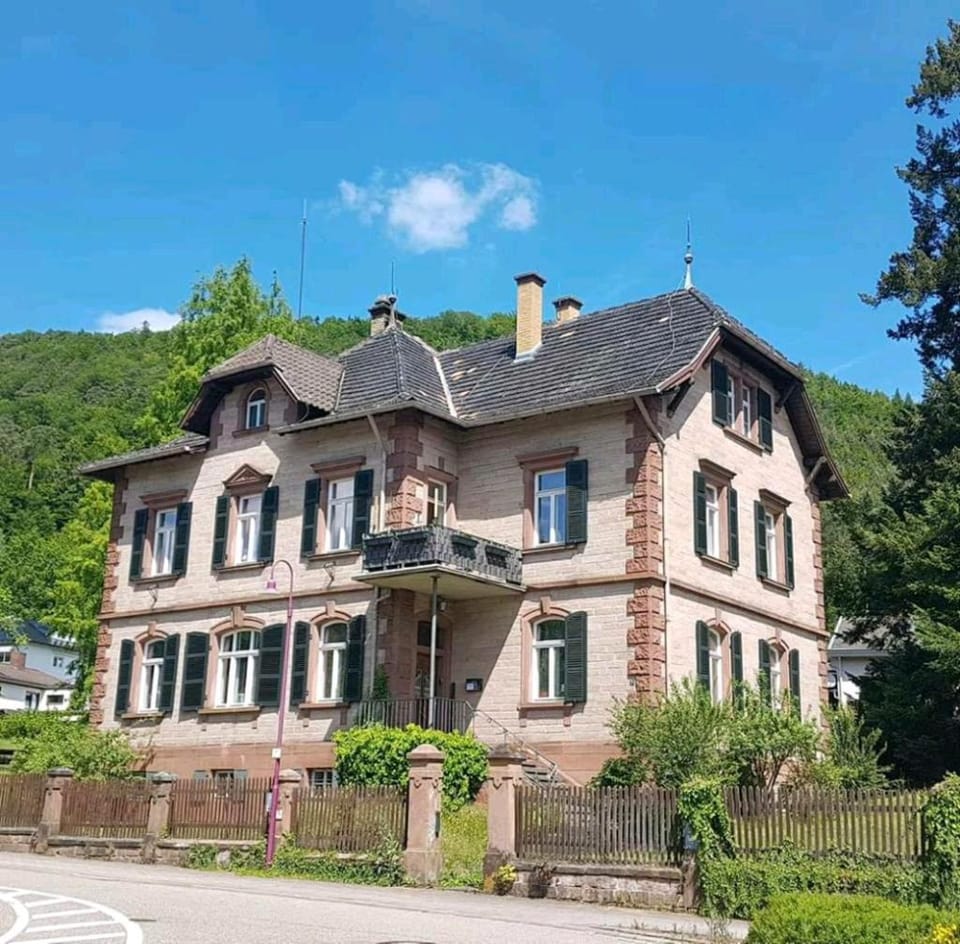 Forsthaus Merzalben Hostel Vacation rental in Rhineland-Palatinate