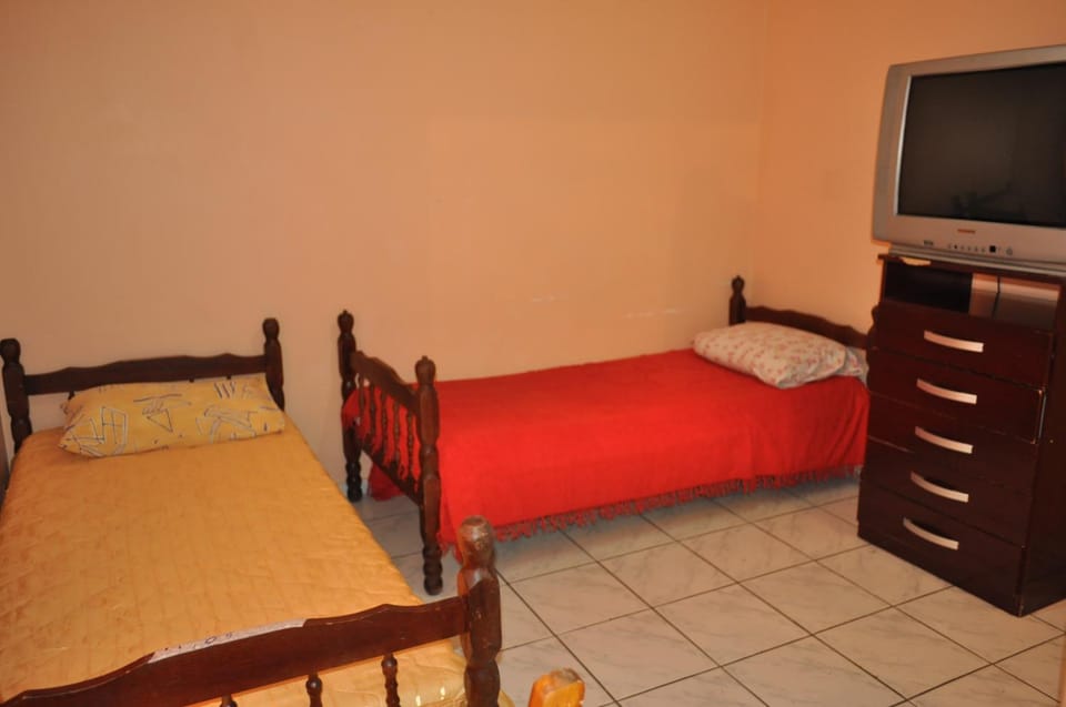 Hospedagem Centro Champagnat Vacation rental in Londrina