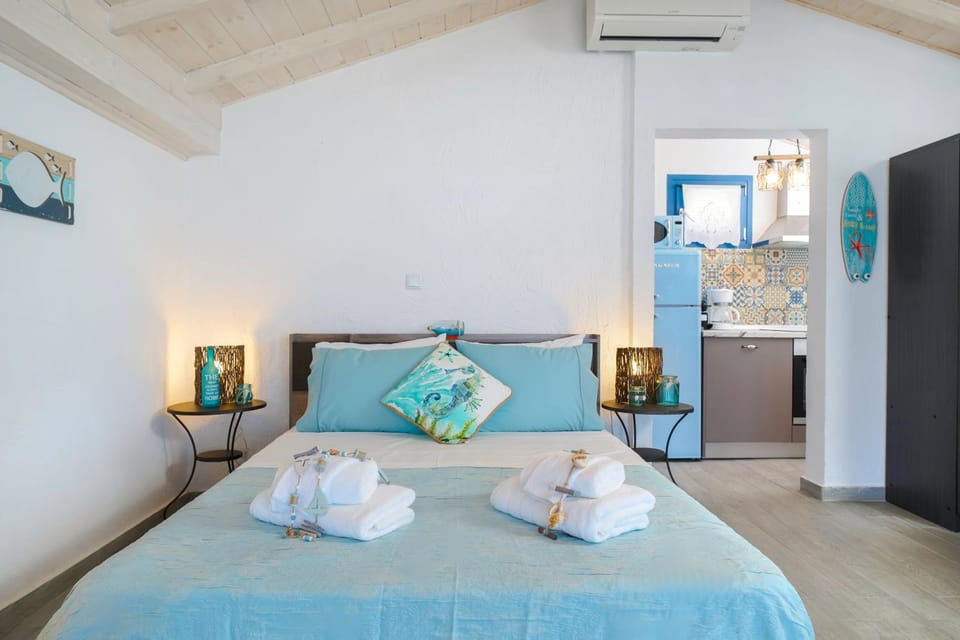 Bed, Photo of the whole room