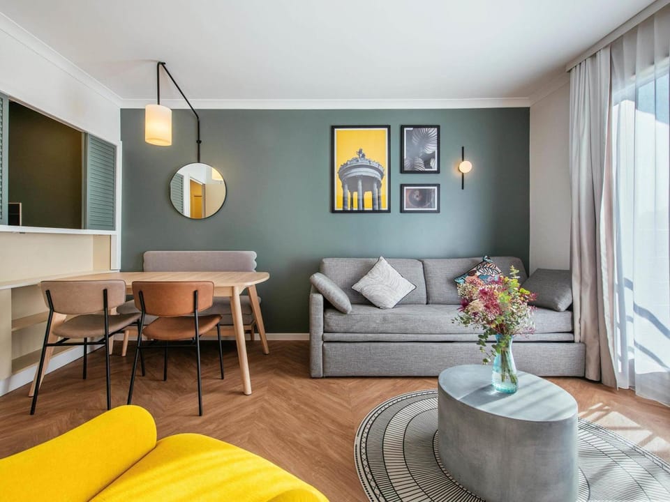 Property building, Living room, Seating area, Dining area