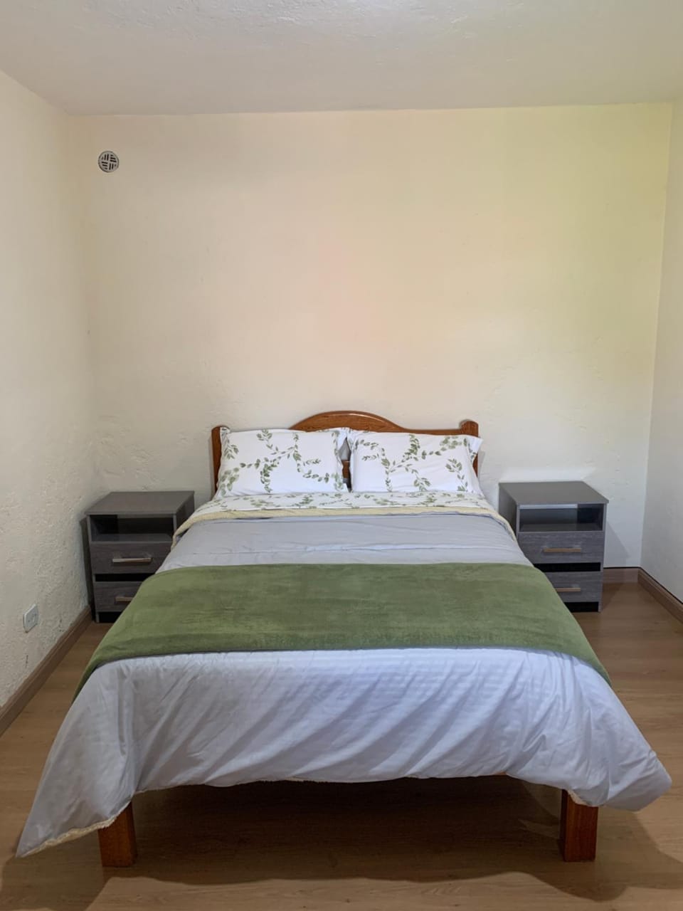 Casa da Inês exclusiva para 01 ou 02 casais ou família Apartment in Monte Verde
