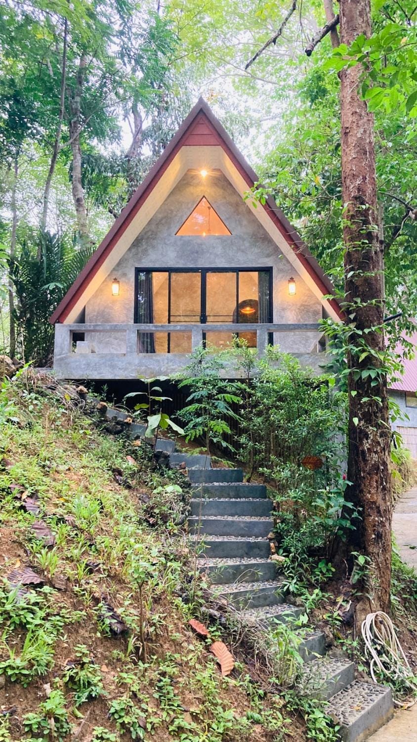 Baan Rai Me Rak Organic Farmstay Vacation rental in Pa Klok